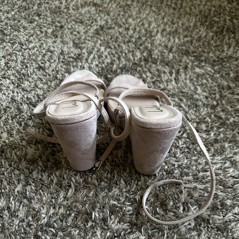 Suede Wedge Sandals 4.5" Heel Blush Pink Size 7 Minimalist - Picture 4 of 5